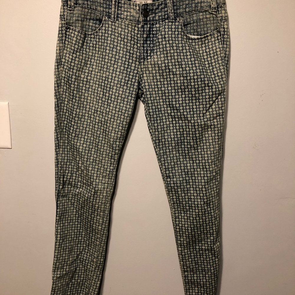Free people patterned skinny jeans size 27